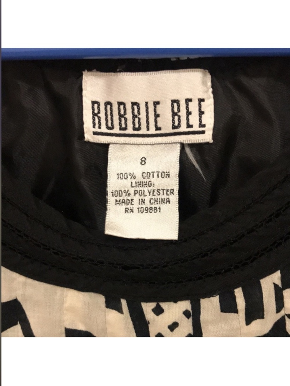 Robbie Bee Black and Cream Patterned Racerback Mini Dress Size 8 - Picture 2 of 3